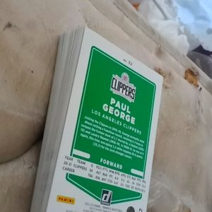 Basketball cards lot